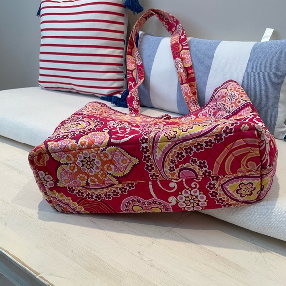 Vera Bradley Large Shoulder Bag - Picture 6 of 8